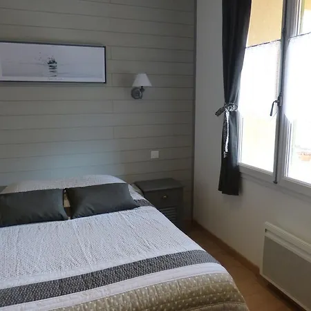 Du Pagoulin - D'hotes Bed and breakfast