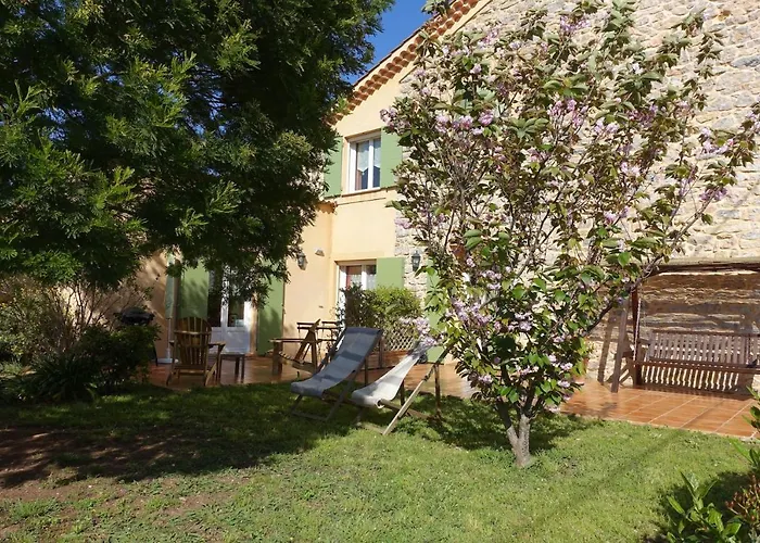 Du Pagoulin - D'hotes Bed & Breakfast