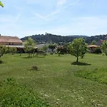 Du Pagoulin - D'hotes Bed & Breakfast