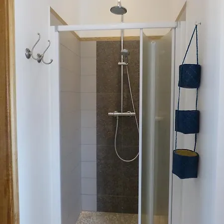 Alojamento de Acomodação e Pequeno-almoço Du Pagoulin - D'hôtes 3*