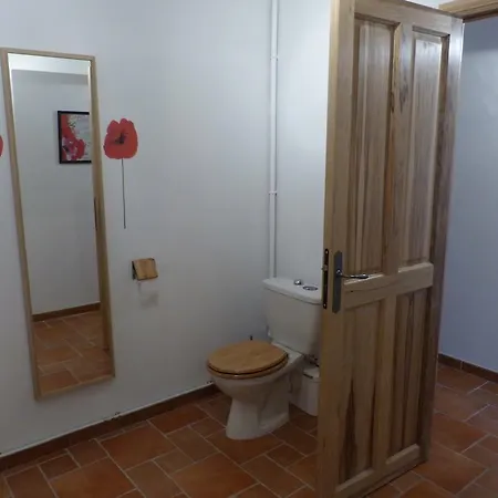 Alojamento de Acomodação e Pequeno-almoço Du Pagoulin - D'hôtes 3*