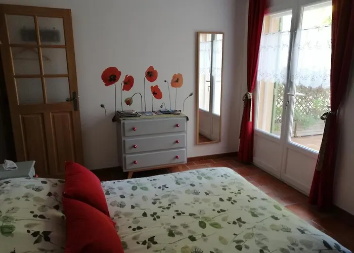 Du Pagoulin - D'hotes Bed & Breakfast Hyères