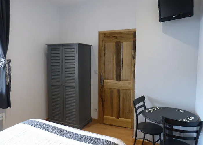 Du Pagoulin - D'hotes Bed & Breakfast Hyeres