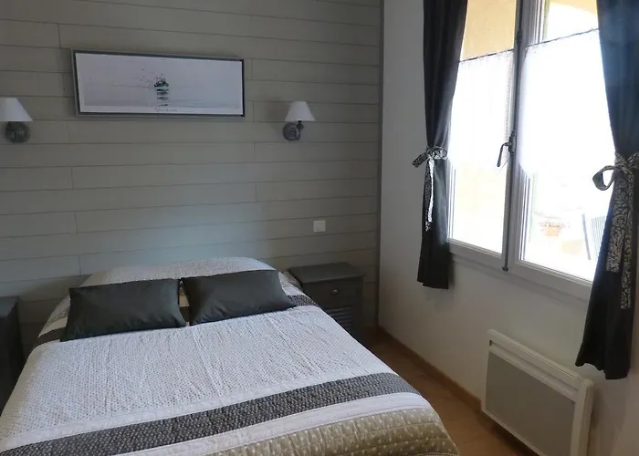 Du Pagoulin - D'hotes Bed & Breakfast