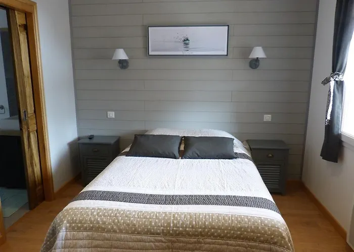 Du Pagoulin - D'hotes Bed & Breakfast